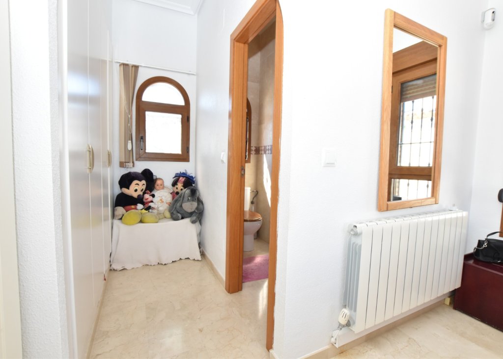 Verkoop - Villa - Algorfa - La Finca Golf Resort