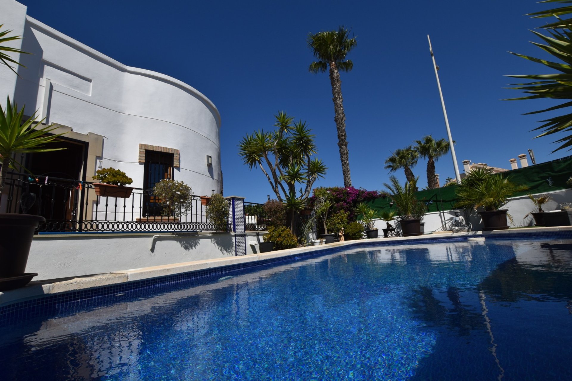Verkoop - Villa - Algorfa - La Finca Golf Resort