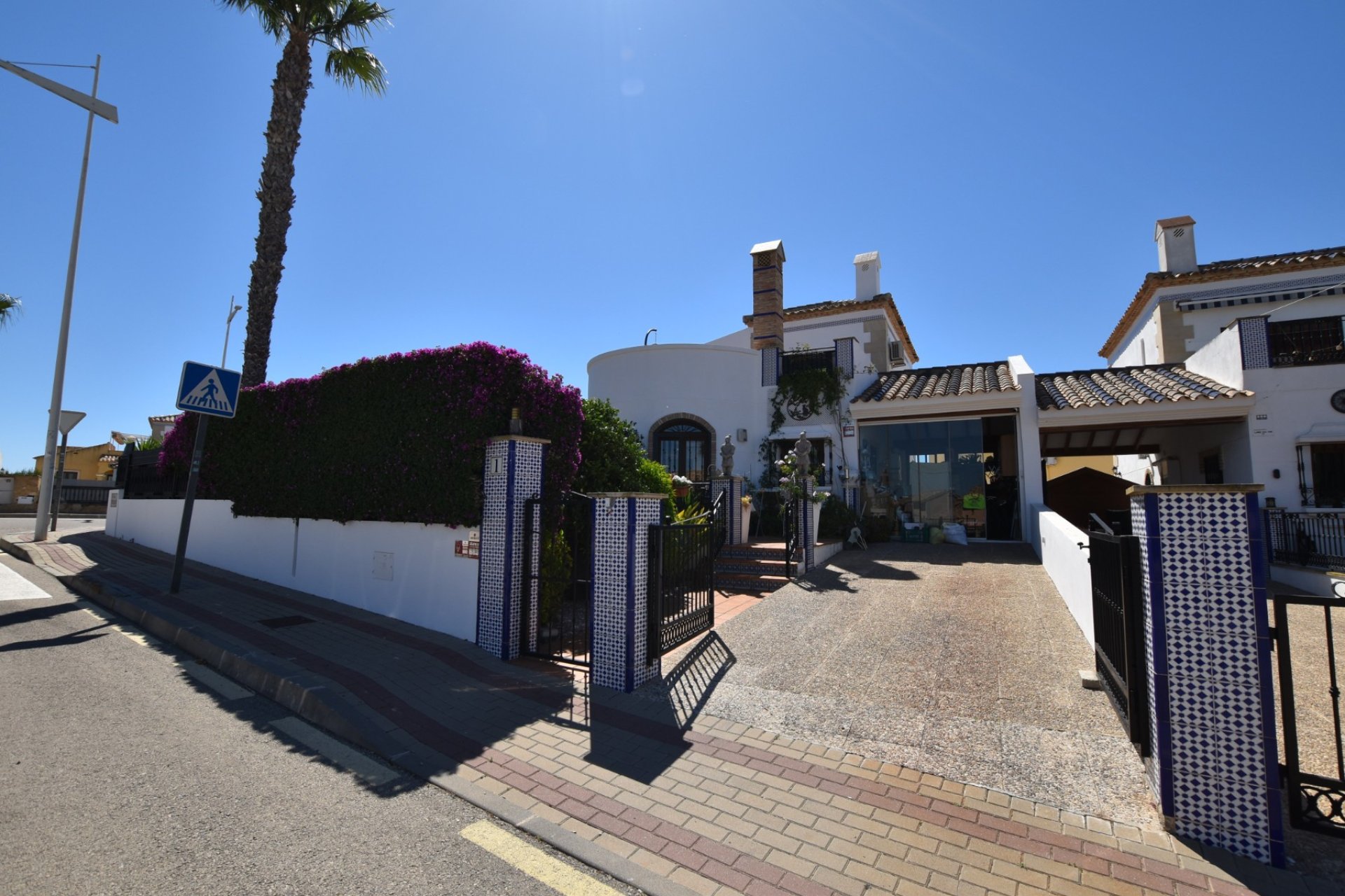Verkoop - Villa - Algorfa - La Finca Golf Resort
