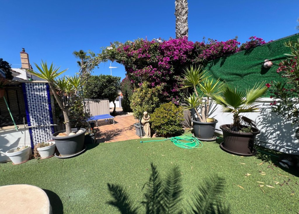 Verkoop - Villa - Algorfa - La Finca Golf Resort
