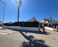 Verkoop - Villa - Algorfa - La Finca Golf Resort