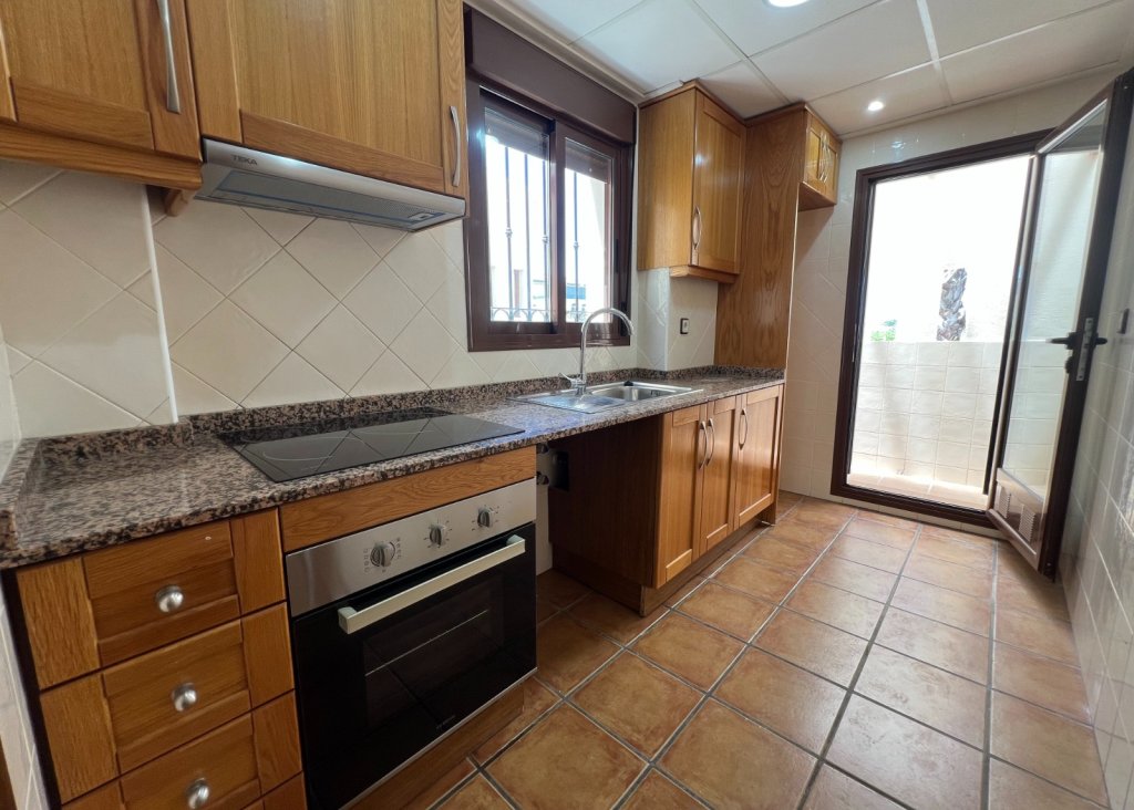 Verkoop - Villa - Algorfa - La Finca Golf Resort
