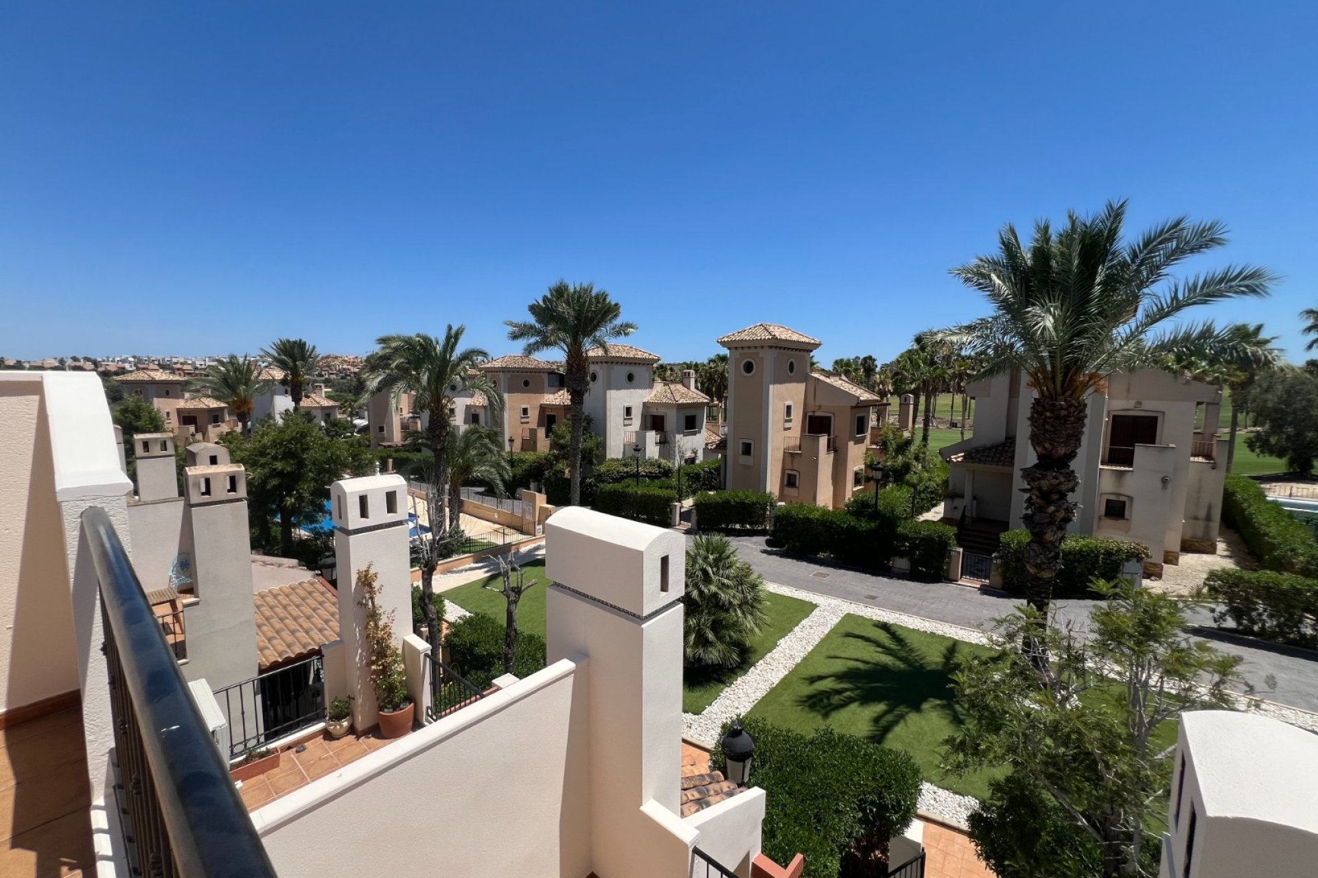 Verkoop - Villa - Algorfa - La Finca Golf Resort
