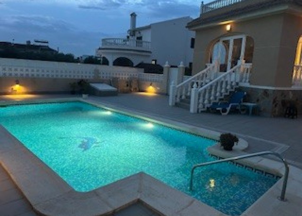 Verkoop - Villa - Benijófar - Monte Azul