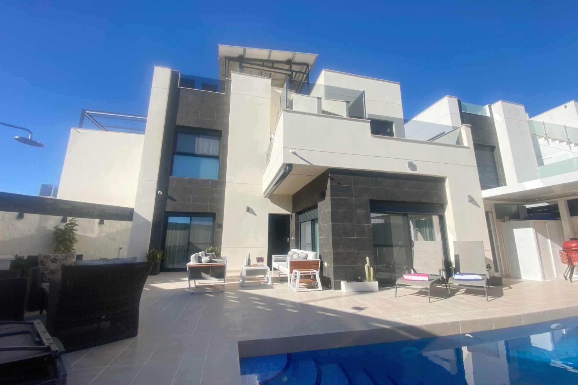 Verkoop - Villa - Ciudad Quesada - Pueblo Bravo