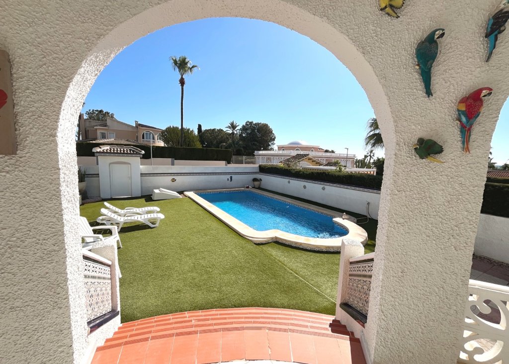 Verkoop - Villa - Ciudad Quesada - Pueblo Bravo