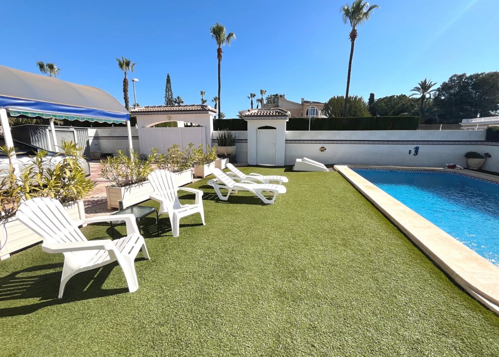 Verkoop - Villa - Ciudad Quesada - Pueblo Bravo