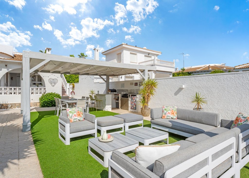 Verkoop - Villa - Ciudad Quesada - Pueblo Bravo