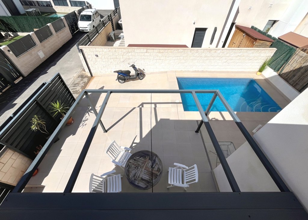 Verkoop - Villa - Ciudad Quesada - Pueblo Bravo