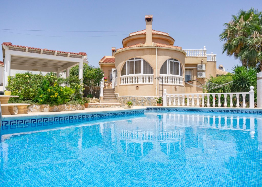 Verkoop - Villa - Ciudad Quesada - town