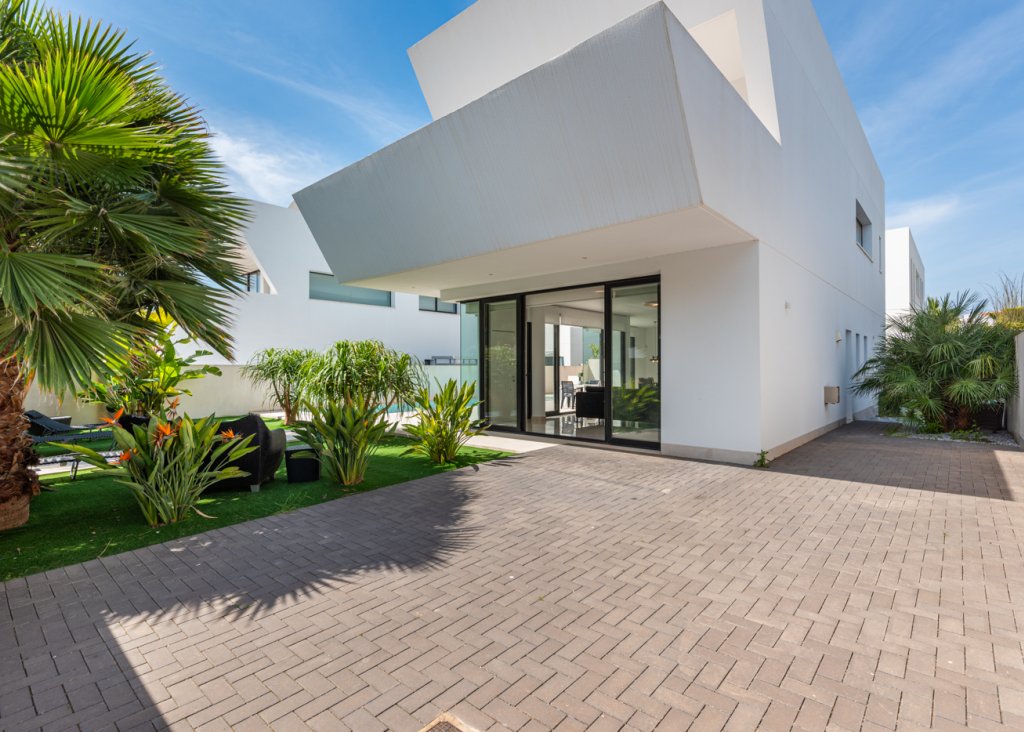 Verkoop - Villa - Ciudad Quesada