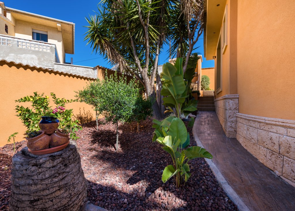 Verkoop - Villa - Ciudad Quesada