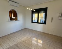 Verkoop - Villa - Ciudad Quesada