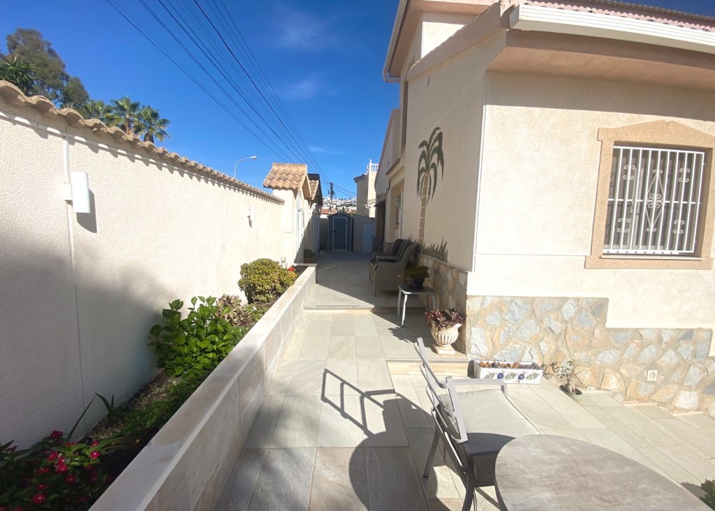 Verkoop - Villa - Ciudad Quesada