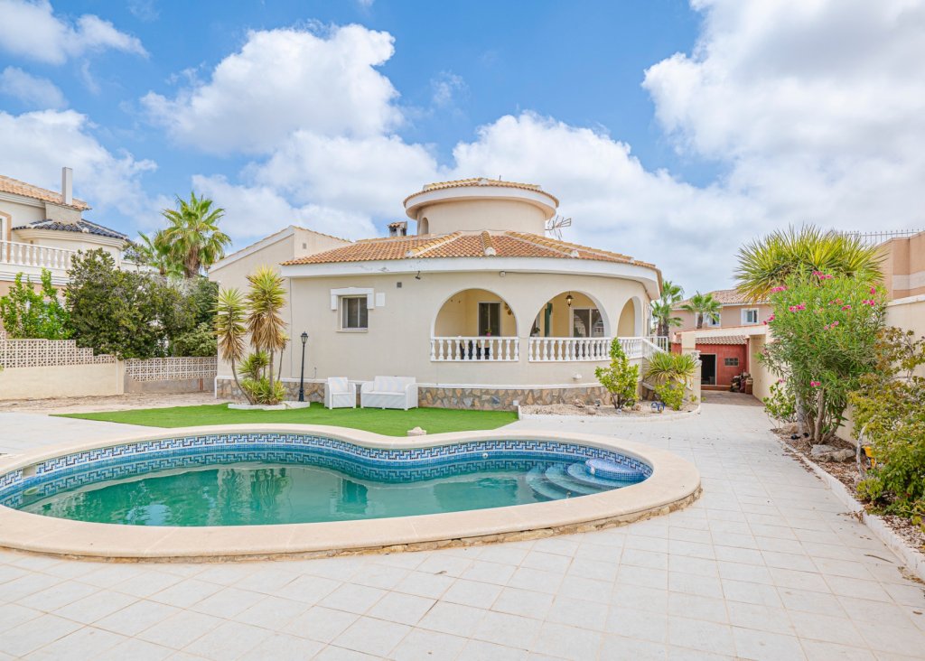 Verkoop - Villa - Ciudad Quesada