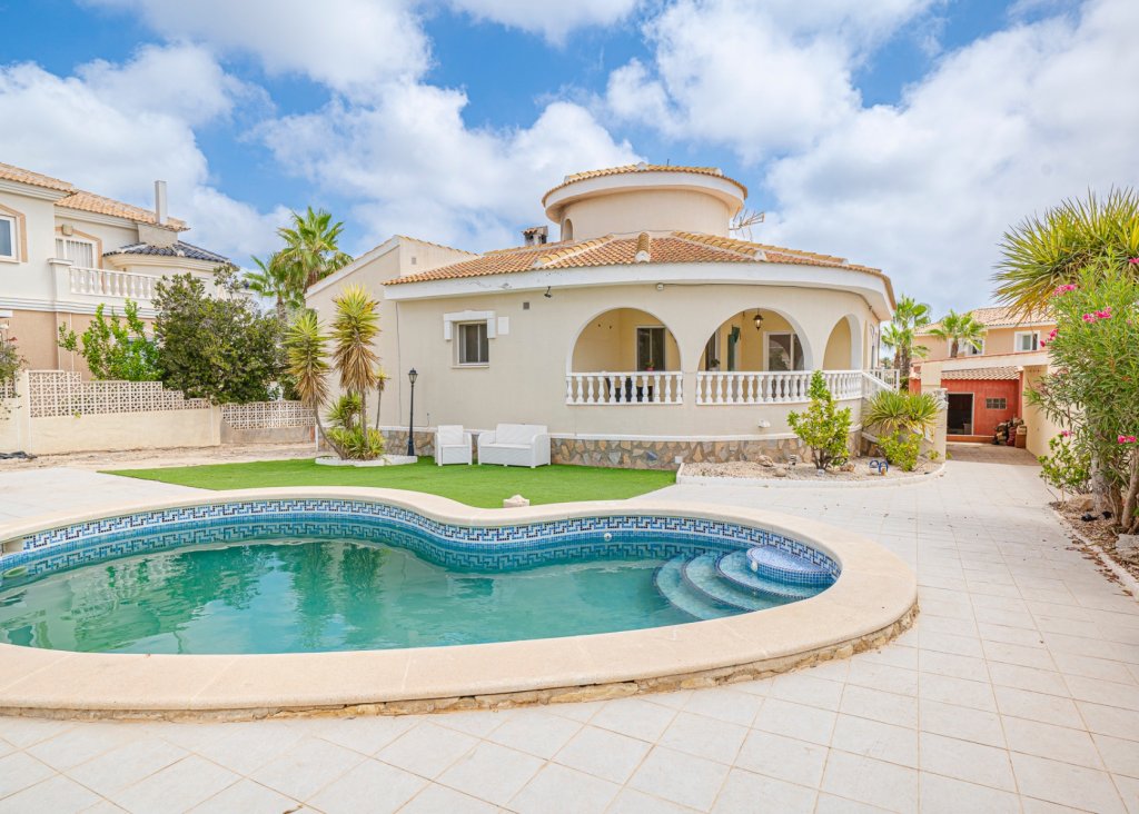 Verkoop - Villa - Ciudad Quesada