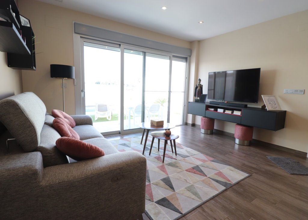 Verkoop - Villa - Daya Vieja - Daya Vieja - Town