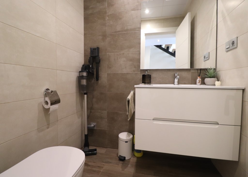 Verkoop - Villa - Daya Vieja - Daya Vieja - Town