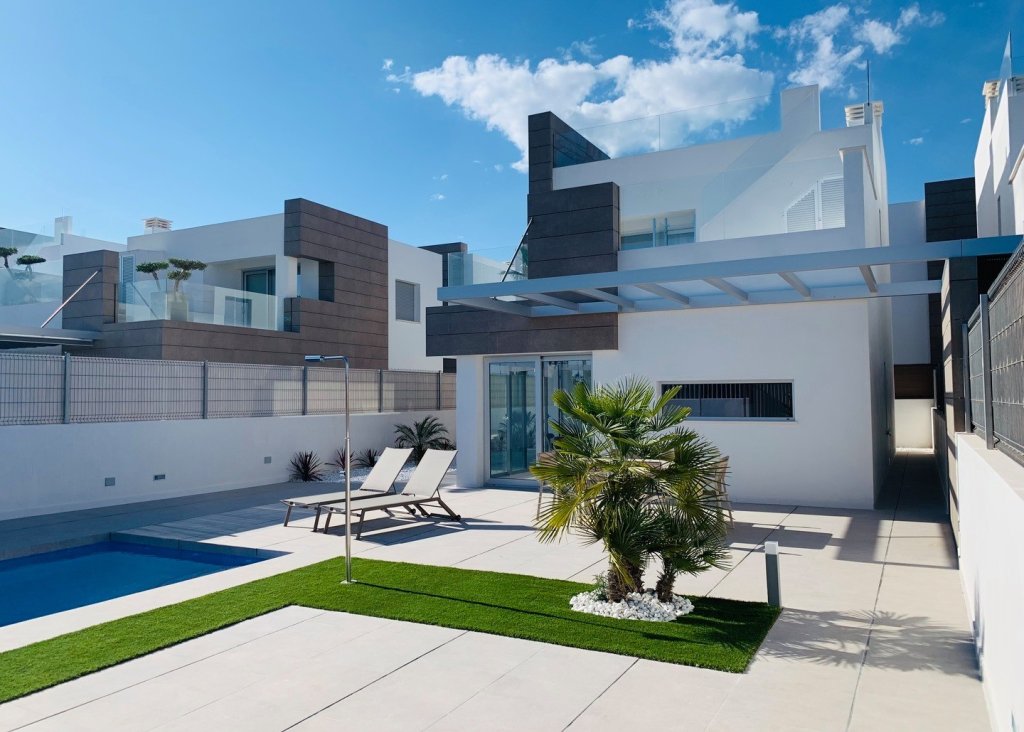 Verkoop - Villa - El Raso