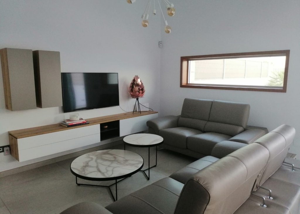 Verkoop - Villa - El Raso