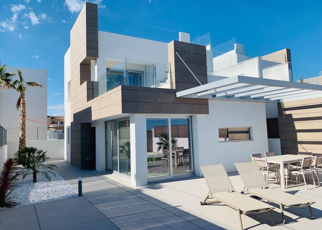 Verkoop - Villa - El Raso