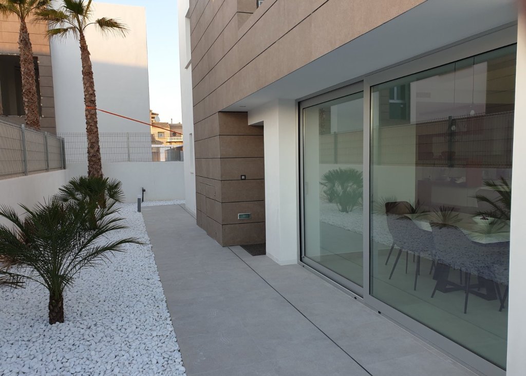 Verkoop - Villa - El Raso