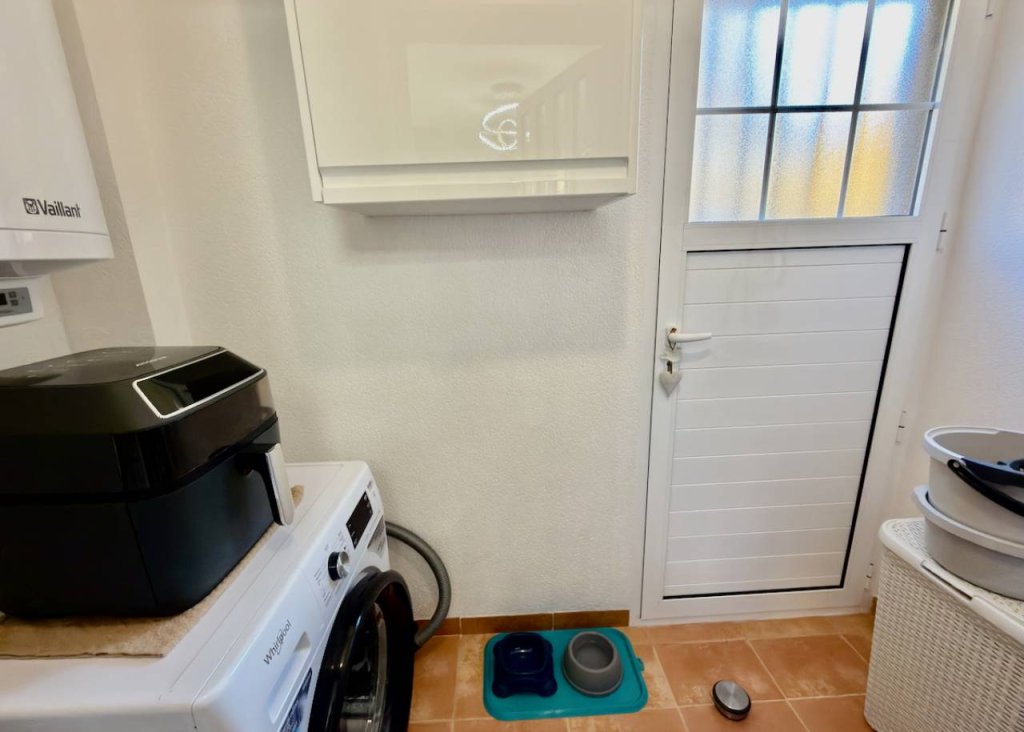 Verkoop - Villa - Guardamar del Segura - El Raso