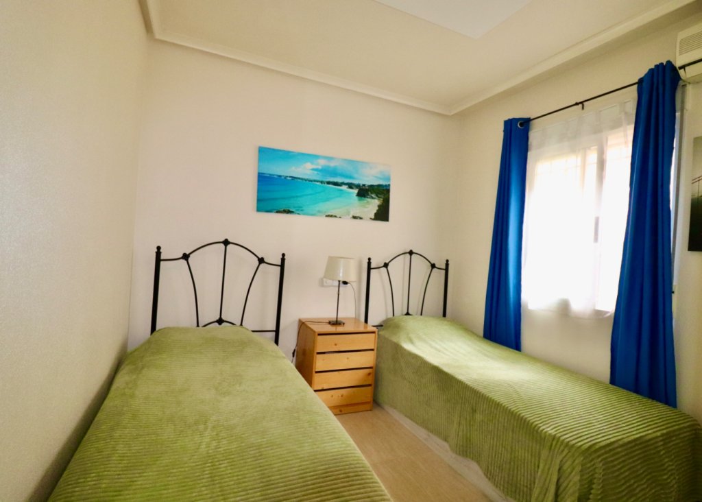 Verkoop - Villa - Guardamar del Segura - El Raso