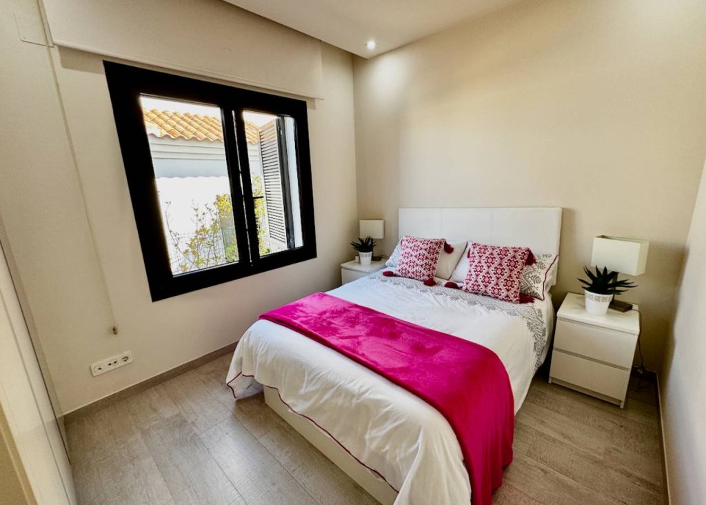 Verkoop - Villa - La Finca Golf