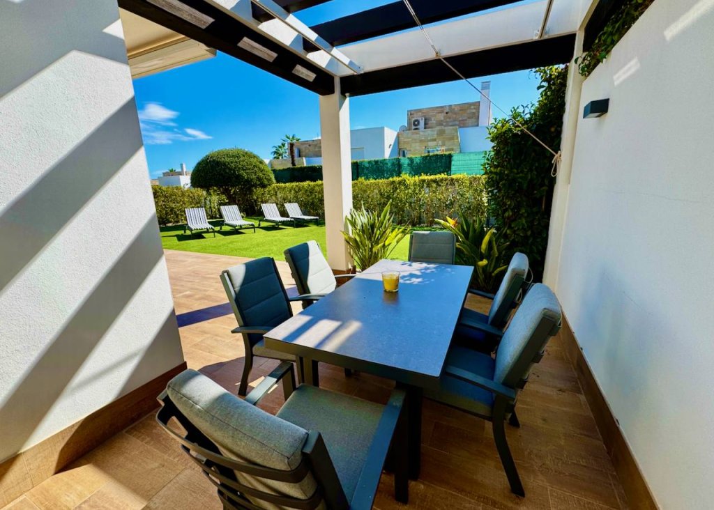 Verkoop - Villa - La Finca Golf