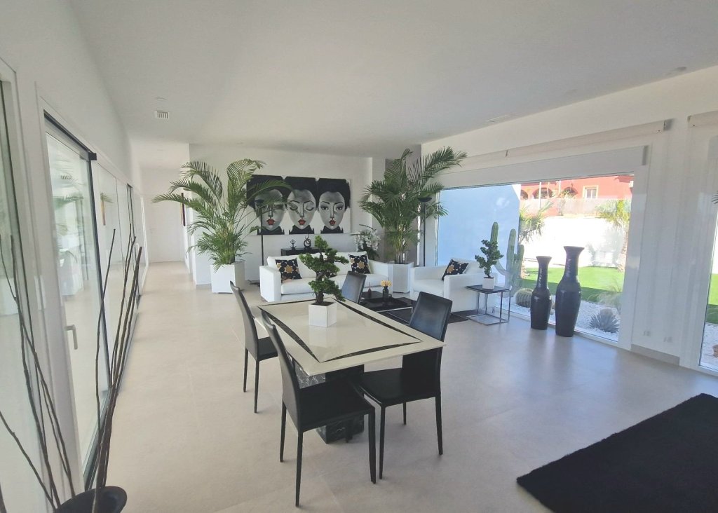 Verkoop - Villa - La Marina