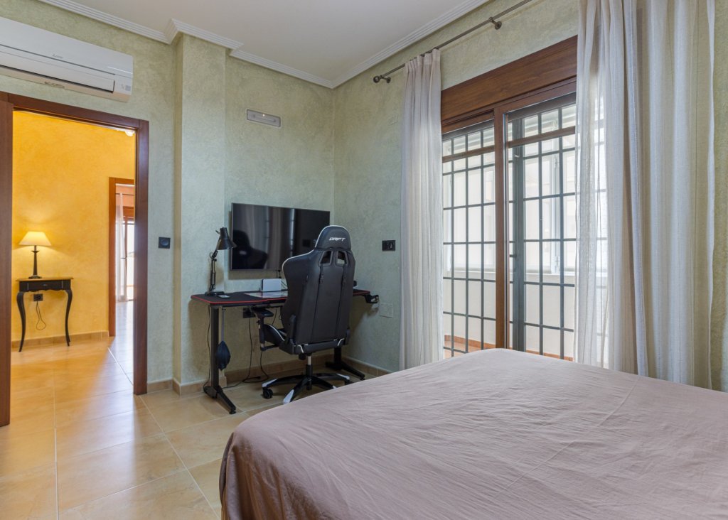 Verkoop - Villa - Los Montesinos - La Herrada