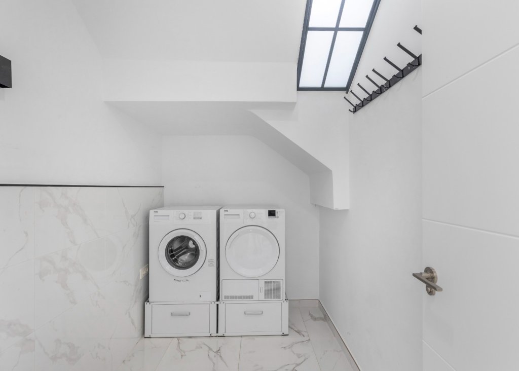 Verkoop - Villa - Los Montesinos - La Herrada