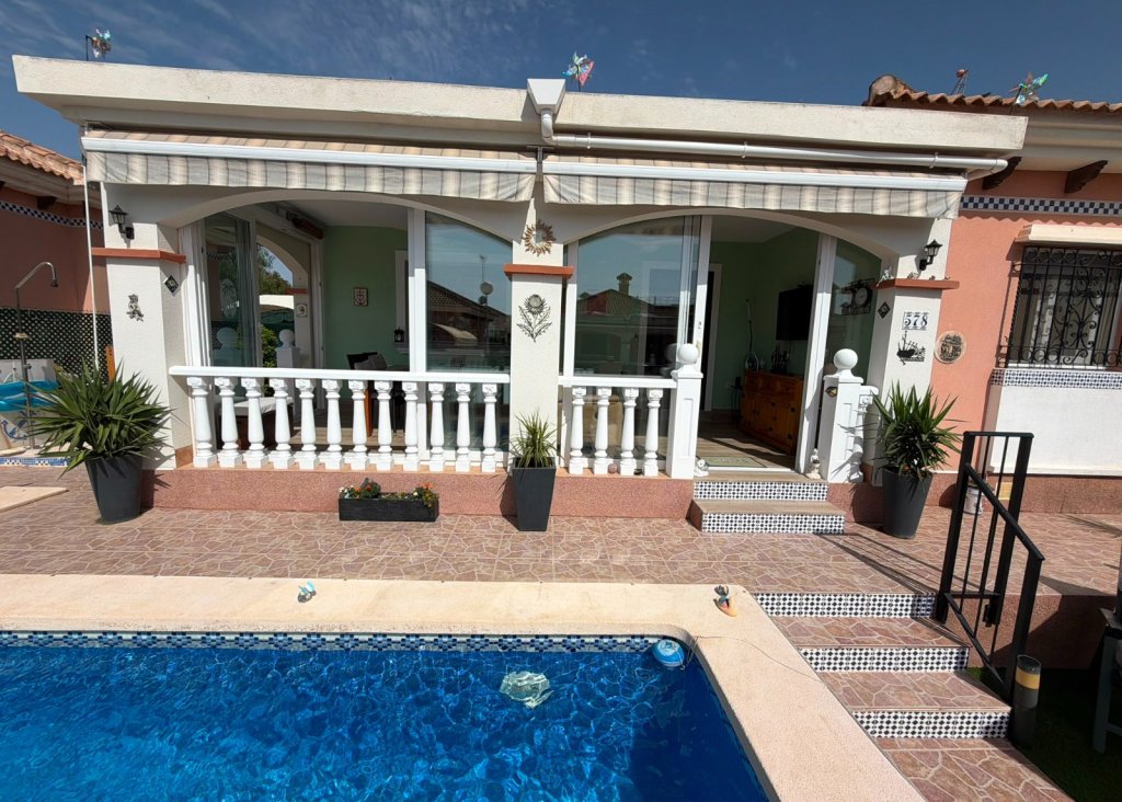 Verkoop - Villa - Los Montesinos - La Herrada