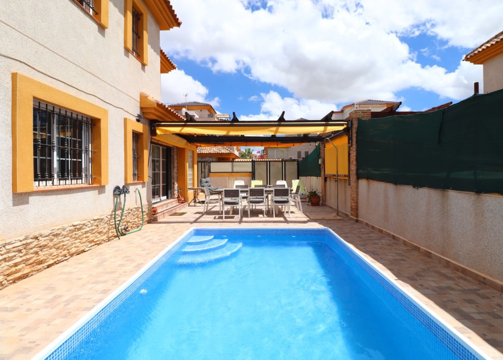 Verkoop - Villa - Los Montesinos - La Herrada