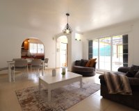 Verkoop - Villa - Los Montesinos - La Herrada