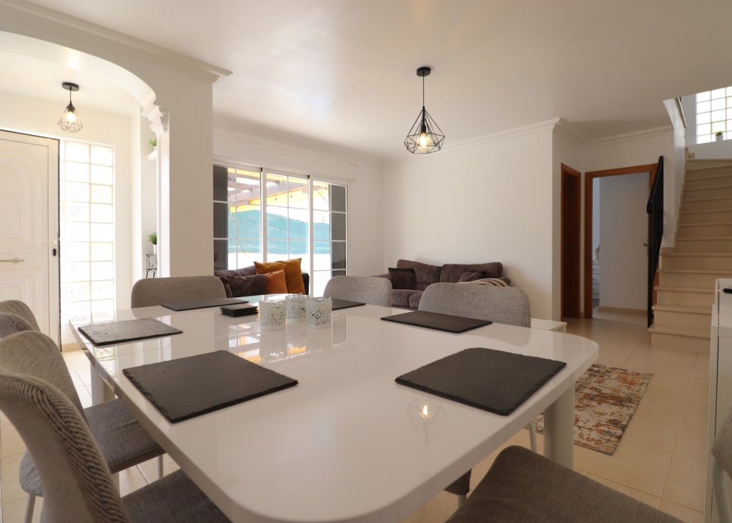 Verkoop - Villa - Los Montesinos - La Herrada