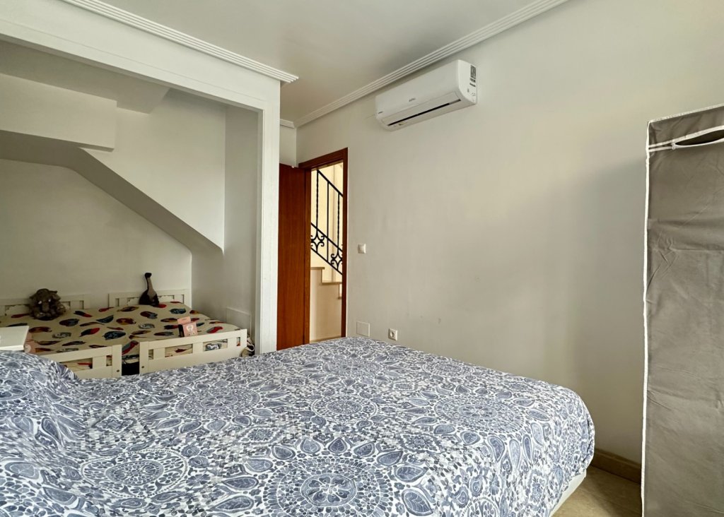 Verkoop - Villa - Los Montesinos - La Herrada
