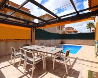 Verkoop - Villa - Los Montesinos - La Herrada