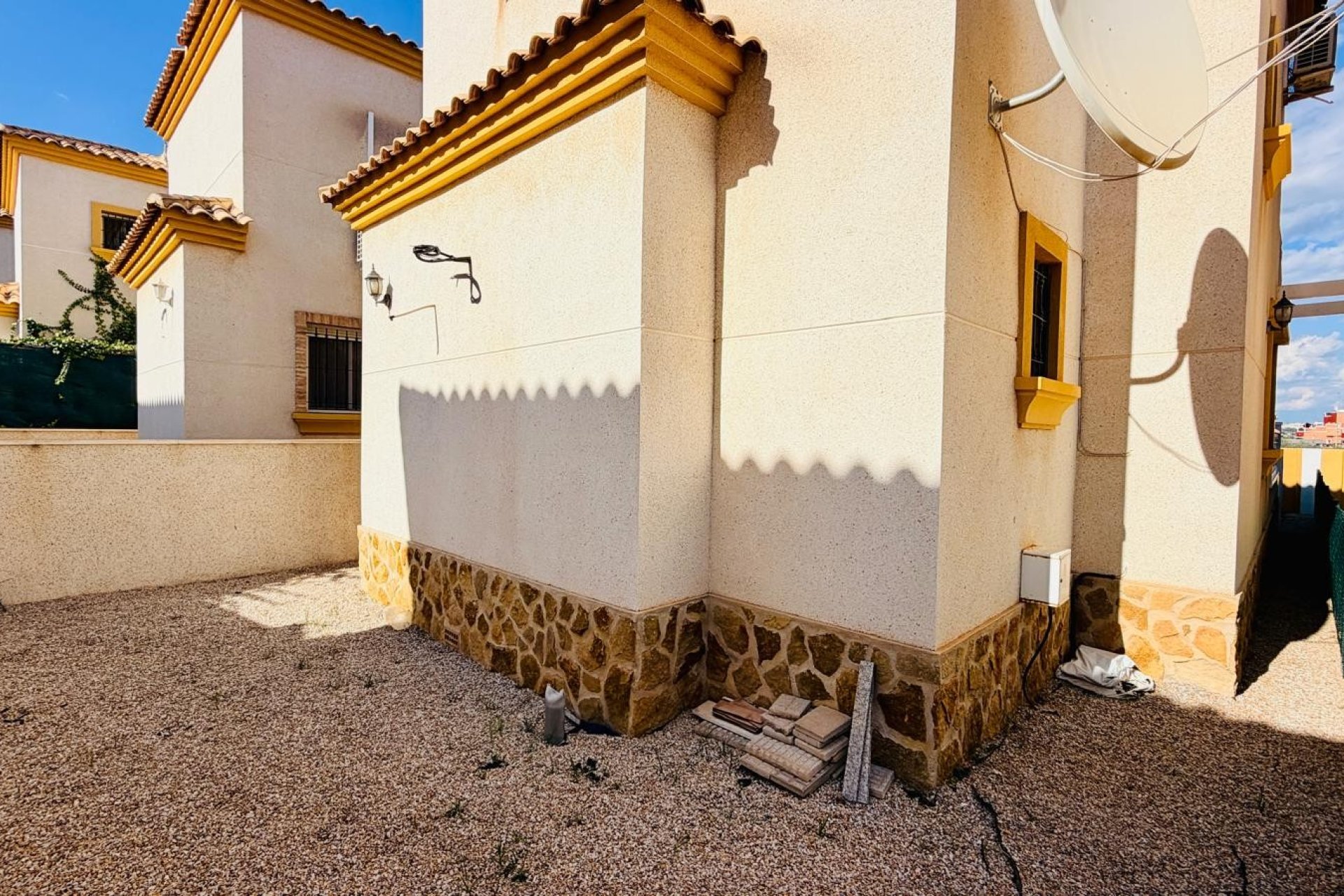 Verkoop - Villa - Los Montesinos - La Herrada