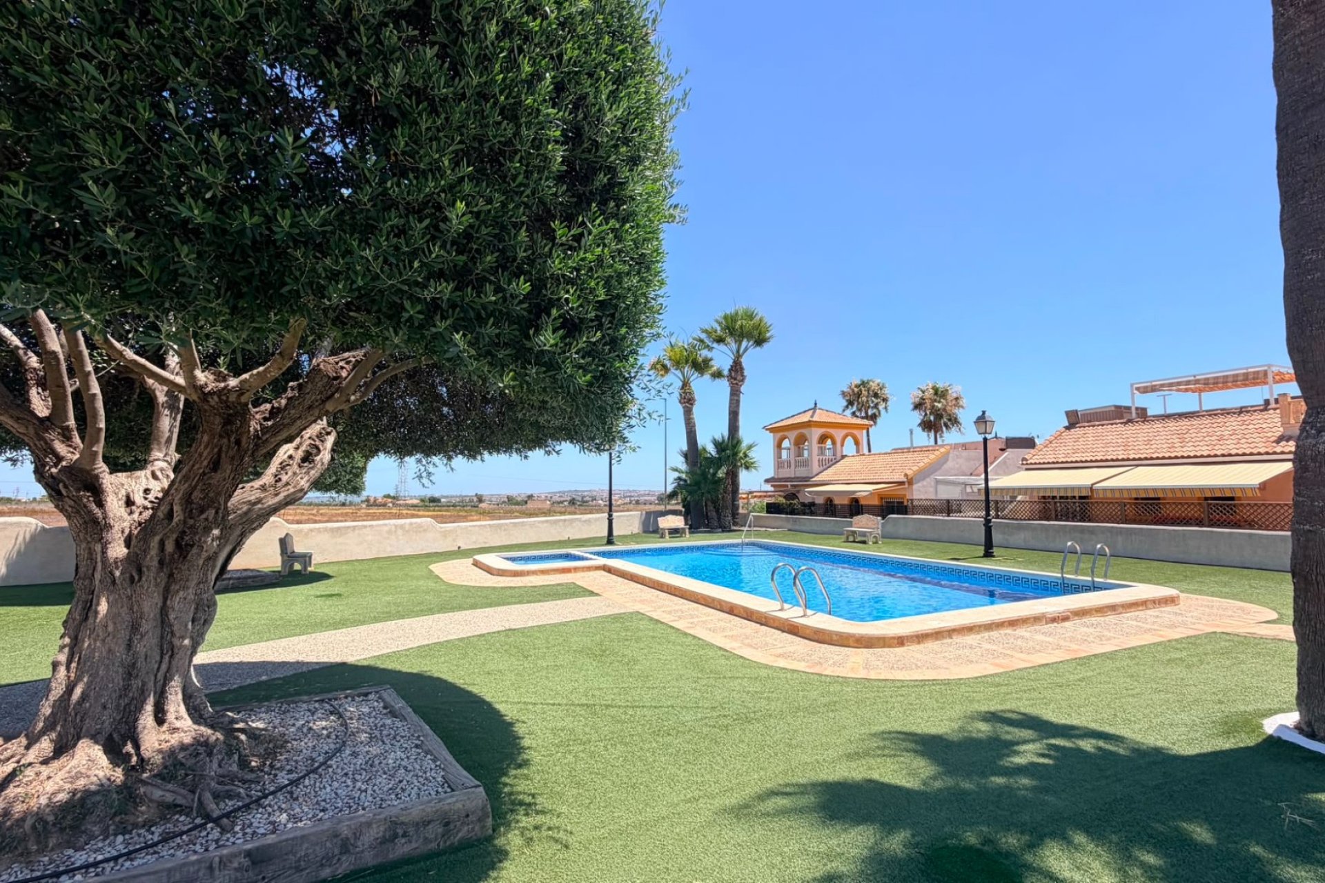 Verkoop - Villa - Los Montesinos - Urbanizacion montesol