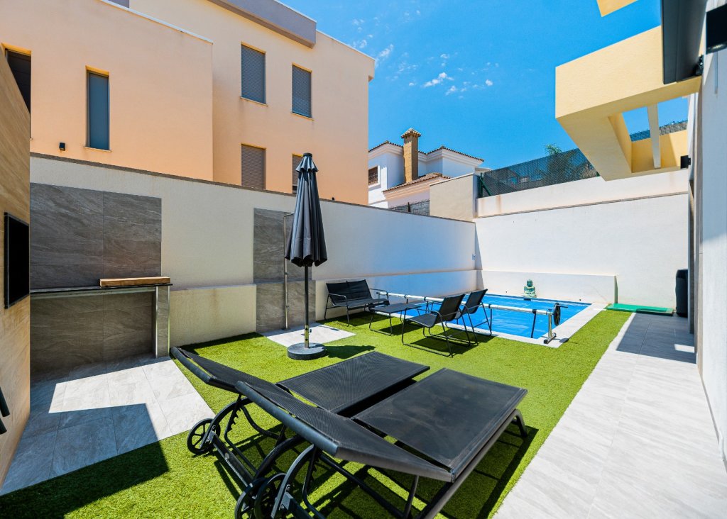 Verkoop - Villa - Los Montesinos