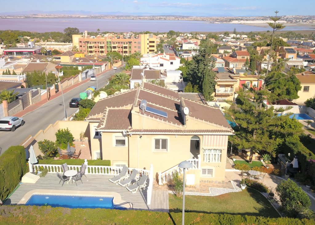 Verkoop - Villa - Orihuela Costa - Los Balcones