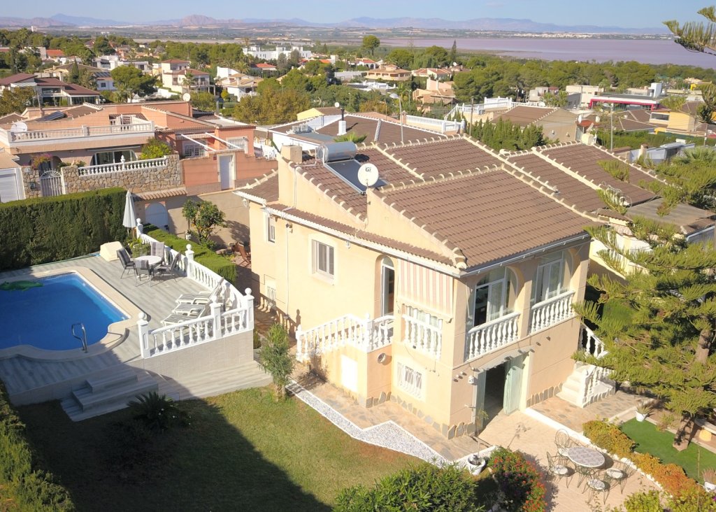 Verkoop - Villa - Orihuela Costa - Los Balcones