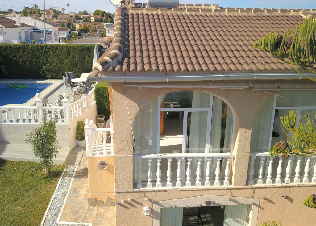 Verkoop - Villa - Orihuela Costa - Los Balcones