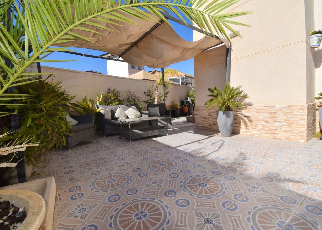 Verkoop - Villa - Orihuela Costa - Playa Flamenca