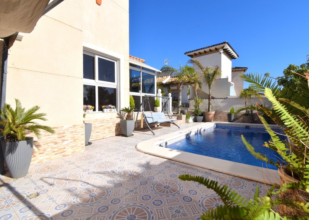 Verkoop - Villa - Orihuela Costa - Playa Flamenca