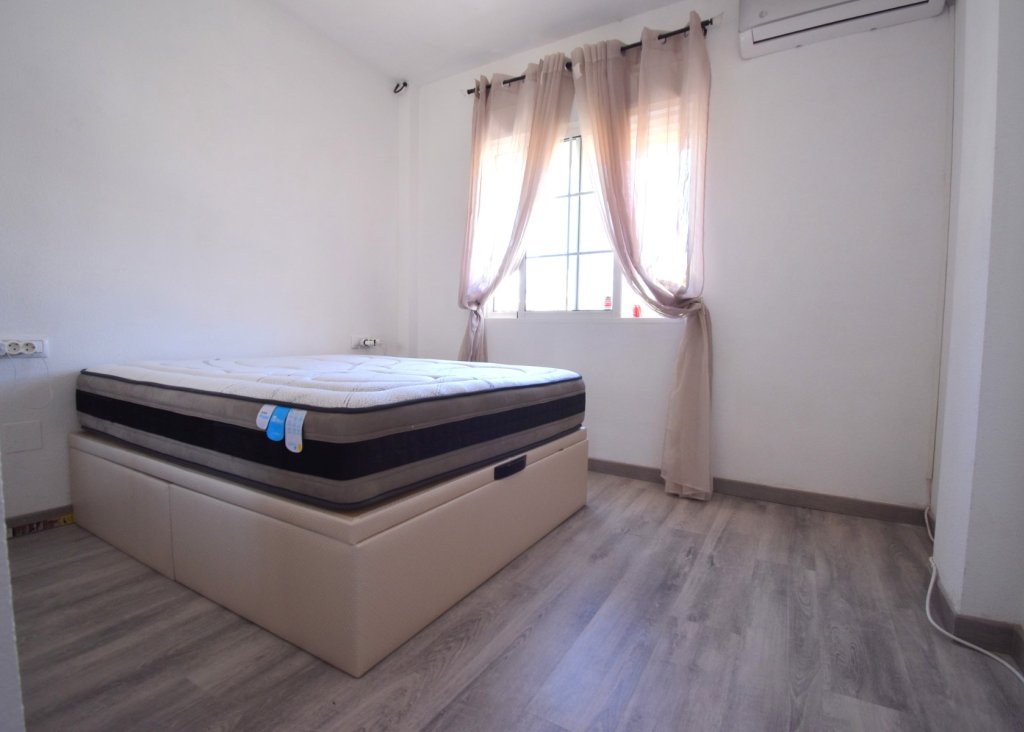 Verkoop - Villa - Orihuela Costa - Playa Flamenca