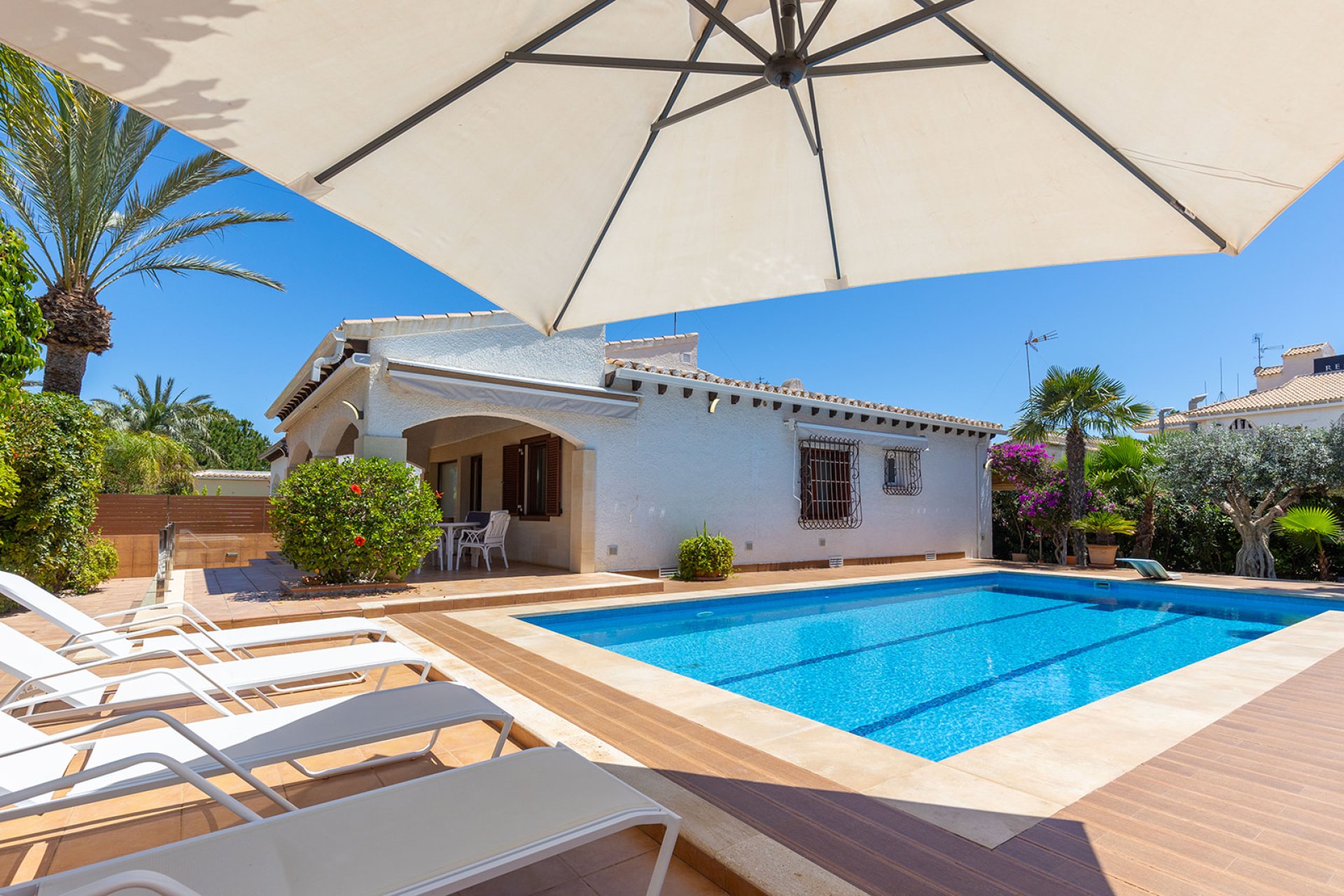 Verkoop - Villa - Orihuela Costa - Punta Prima