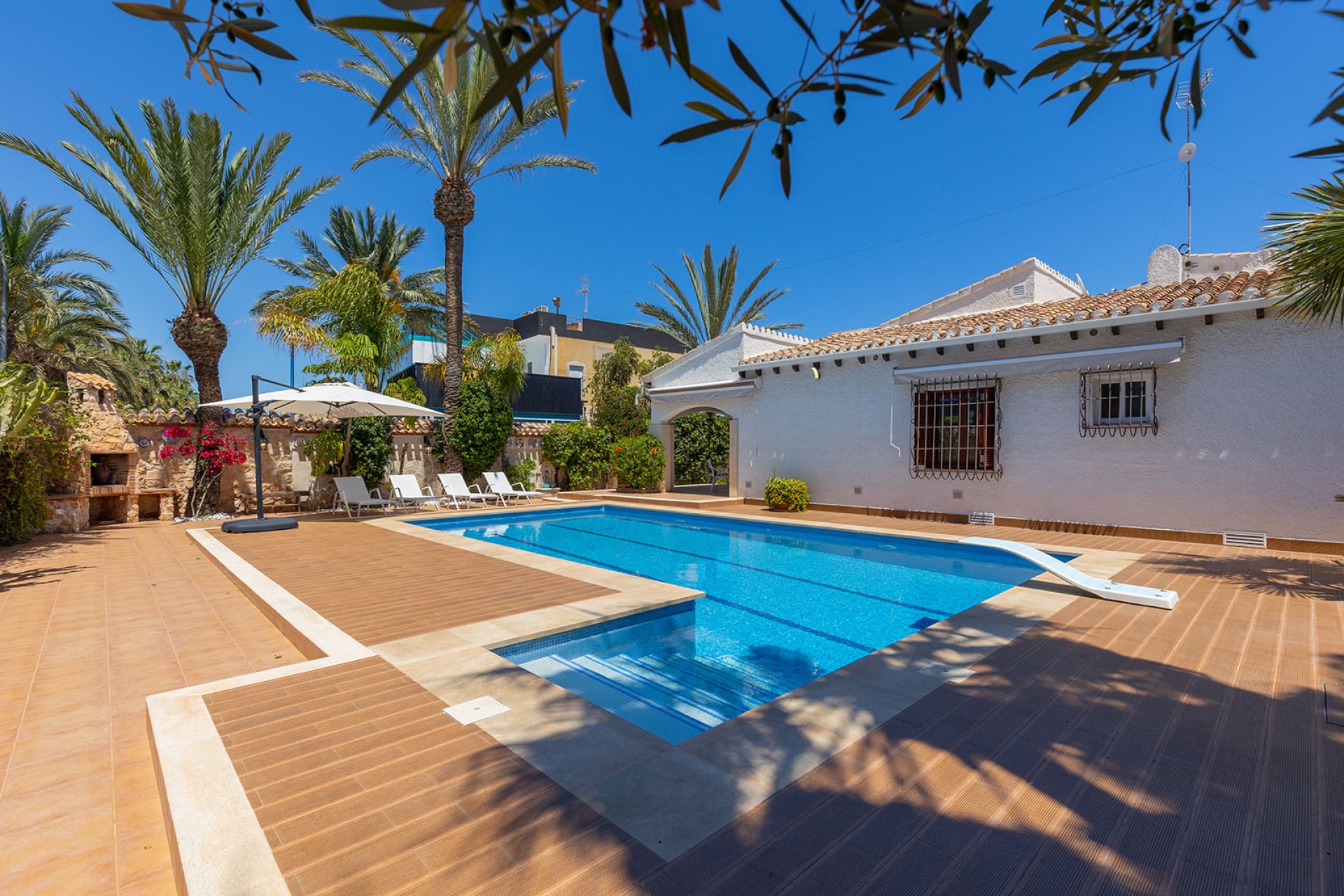 Verkoop - Villa - Orihuela Costa - Punta Prima